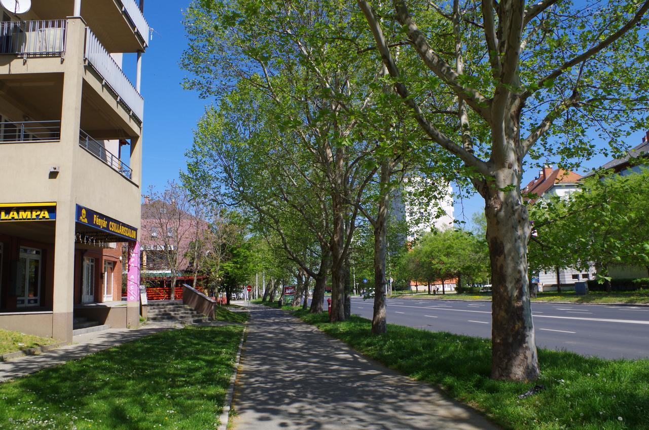 Aquamarin Studio Apartman Шиофок Экстерьер фото
